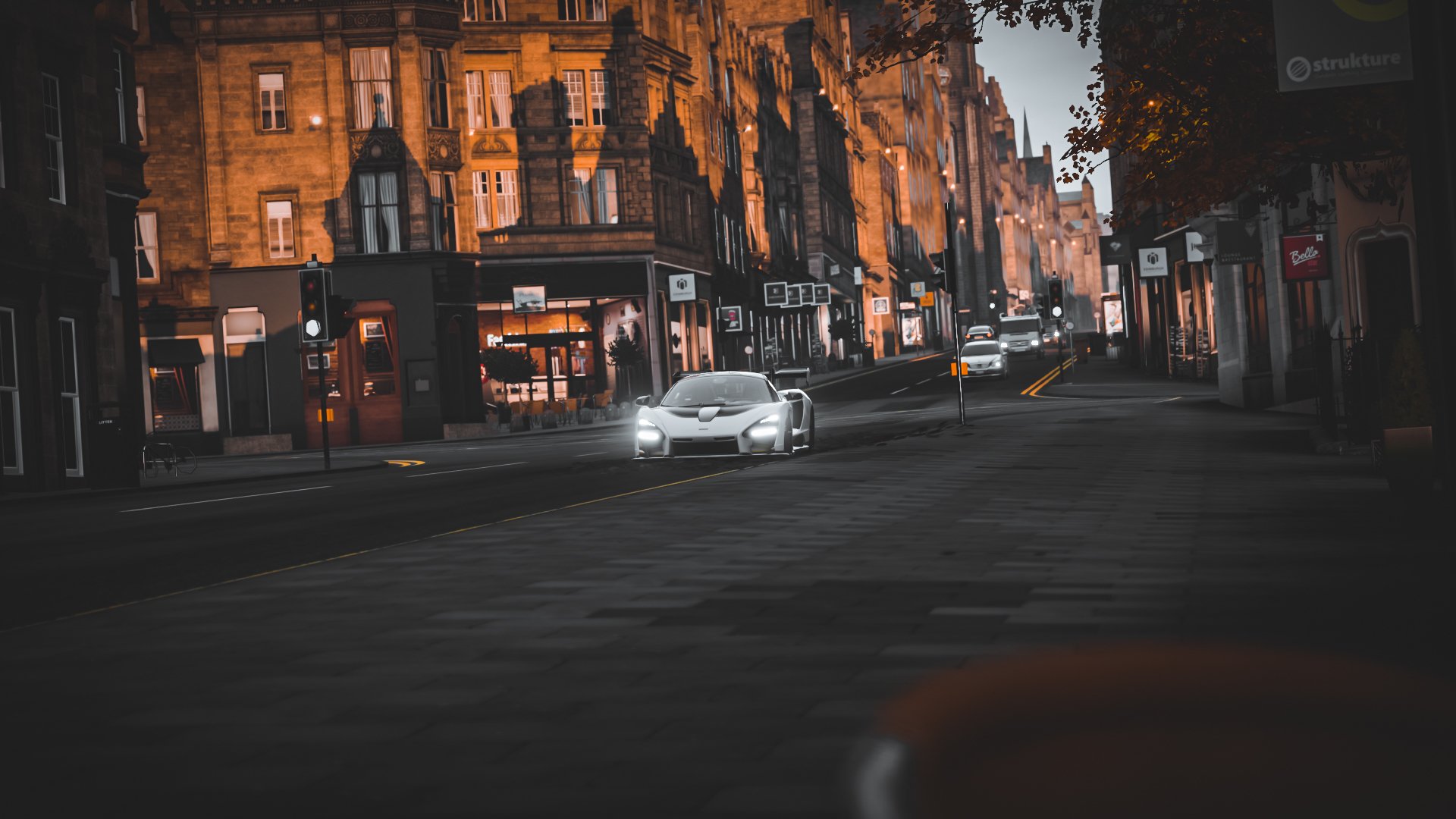 未来足球“巨星”崭露头角：新生力量在欧冠绽放，足坛未来新星