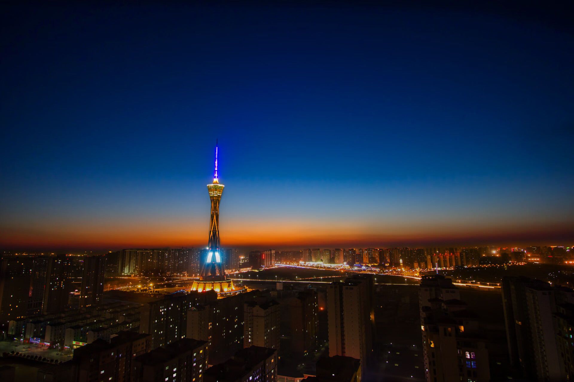 爱游戏娱乐-力压豪强！国米客场取胜，继续保持不败战绩，国米联赛