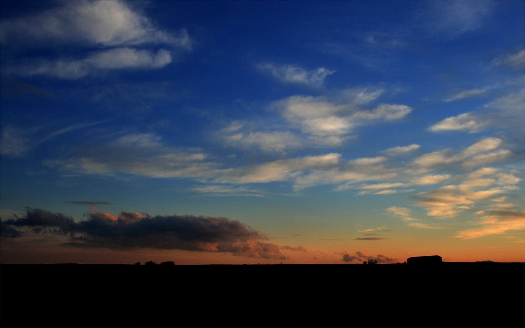 爱游戏体育app下载-利物浦将在主场迎战诺里奇城，实力对比谁更强？，利物浦vs诺维奇首发